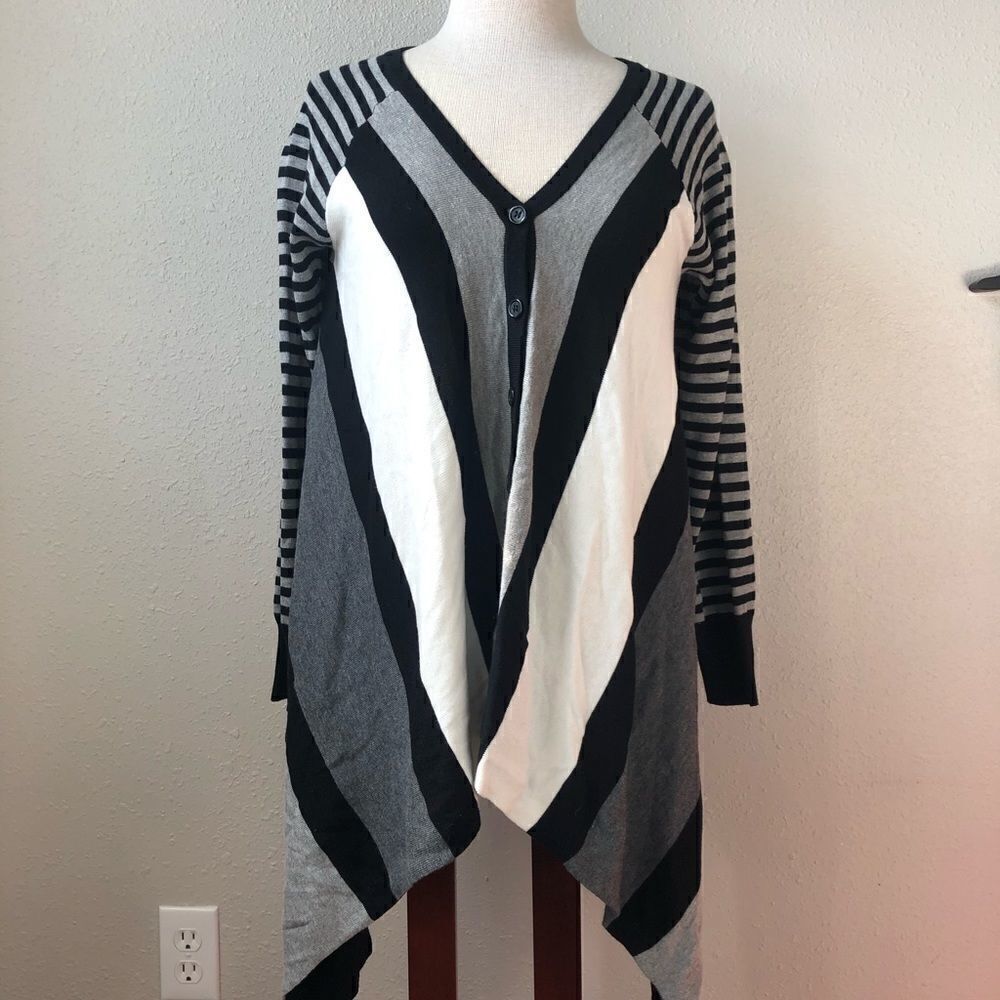 Fever Cardigan Sweater Size Medium